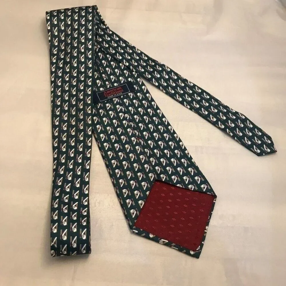 #1200 VTG AMERICAN TRADITIONS GREEN WOVEN ECKTIE 56 IN x 4 IN